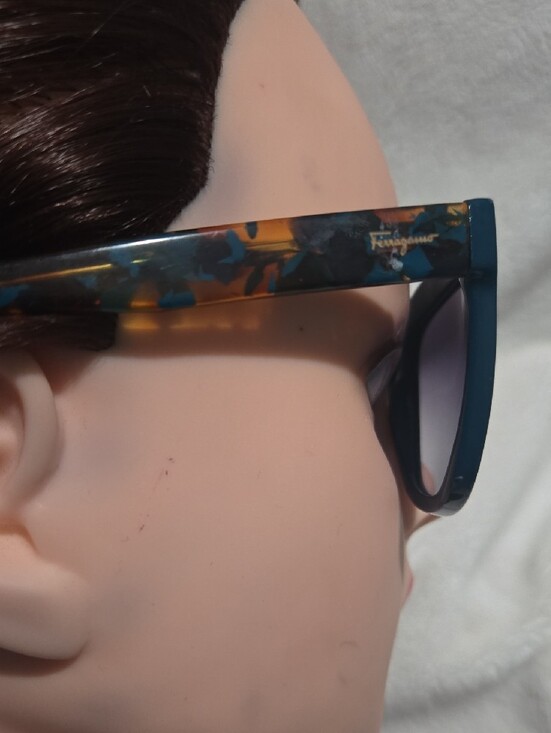 Salvatore Ferragamo Teal Square Frame Sunglasses with Gradient Lenses main image 15